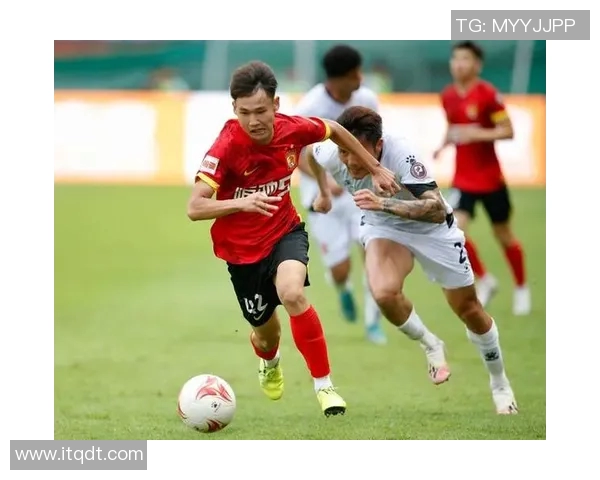 广州网球队以97分稳居世界锦标赛积分榜首位展现强劲实力